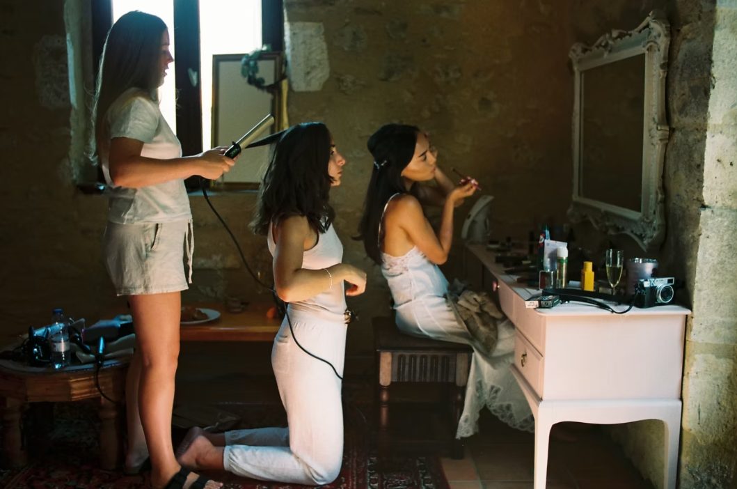 Preparativos de la novia antes de la boda