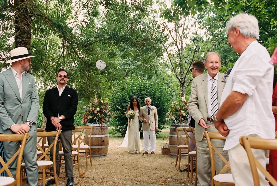 Entrada de la novia en la ceremonia